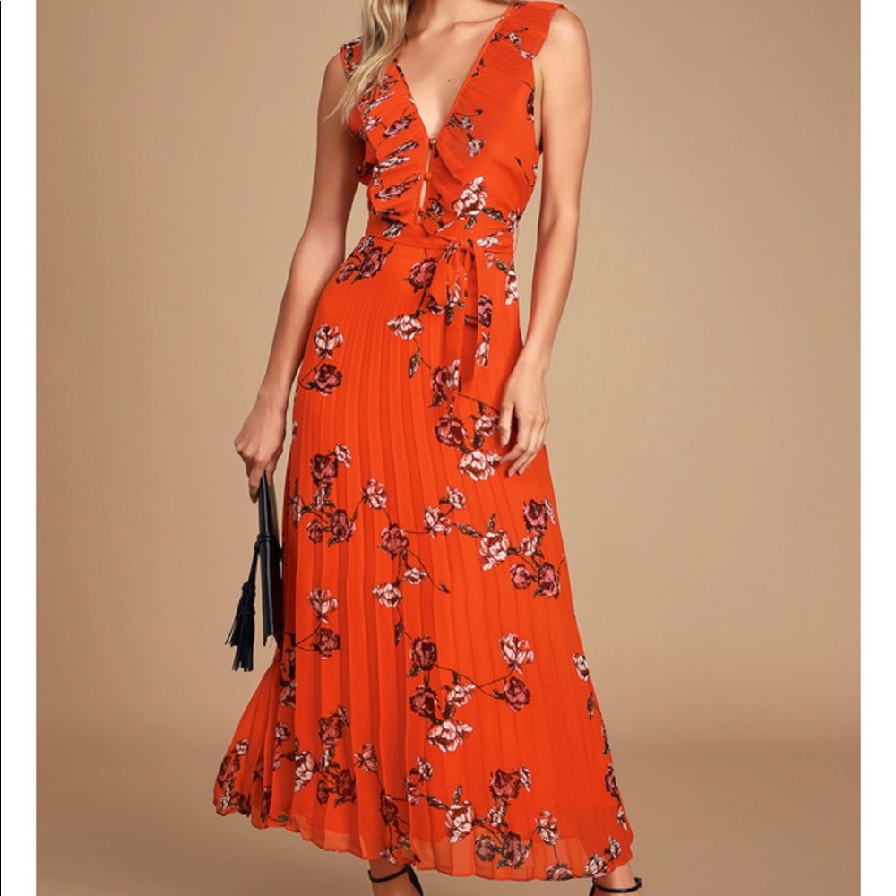 Lulu’s Loved by You Orange Dress size M NWT